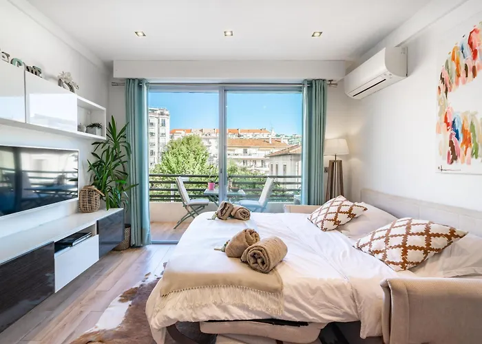 Apartment By The Croisette Cannes