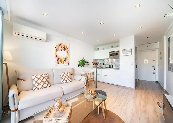 By The Croisette Apartment Cannes